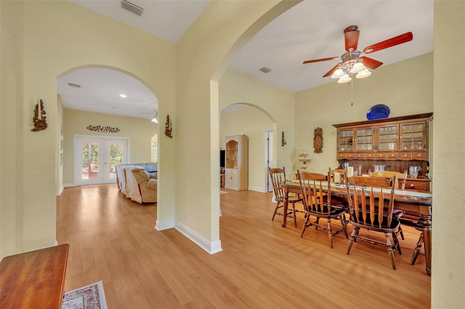 ROYAL TRAILS UNIT 01 - Residential