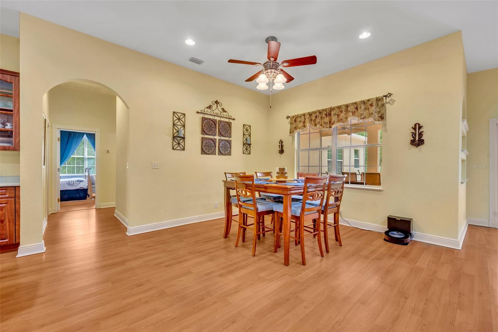 ROYAL TRAILS UNIT 01 - Residential