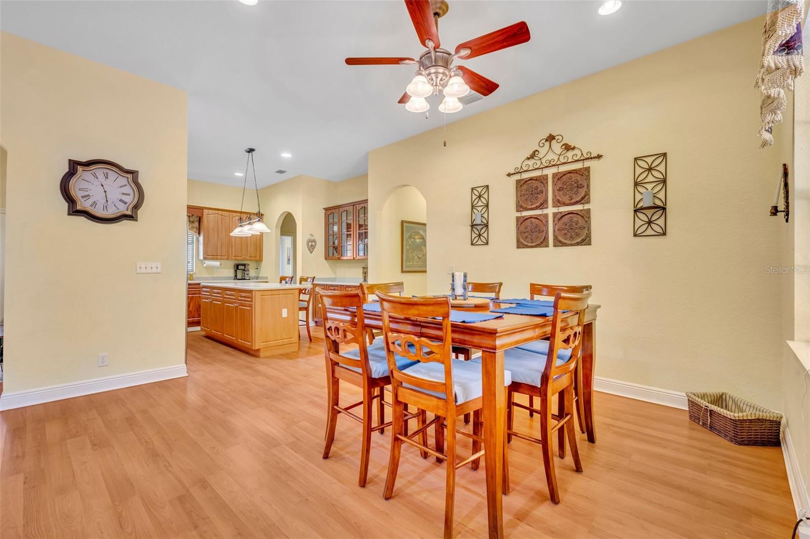 ROYAL TRAILS UNIT 01 - Residential