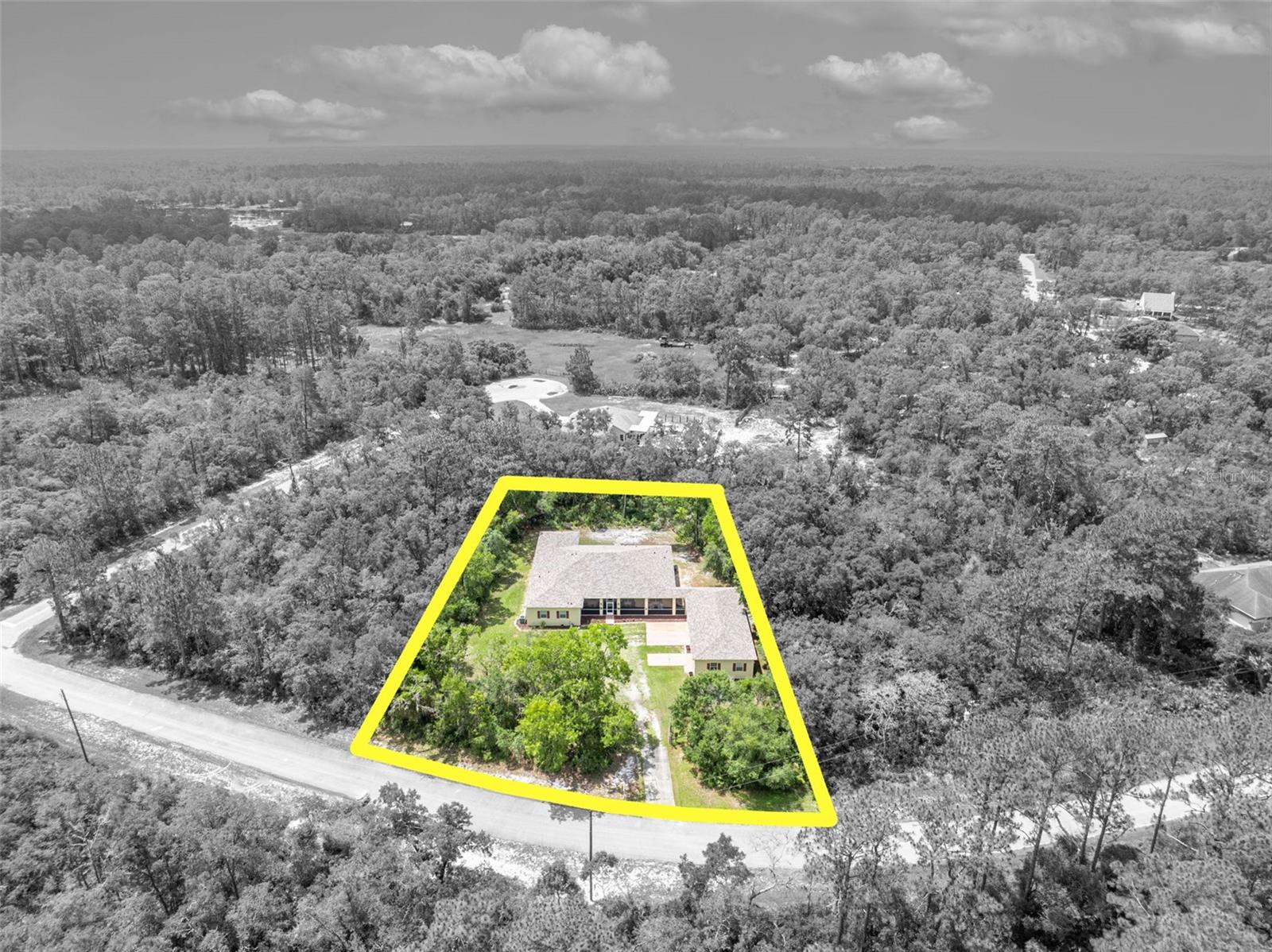 ROYAL TRAILS UNIT 01 - Residential