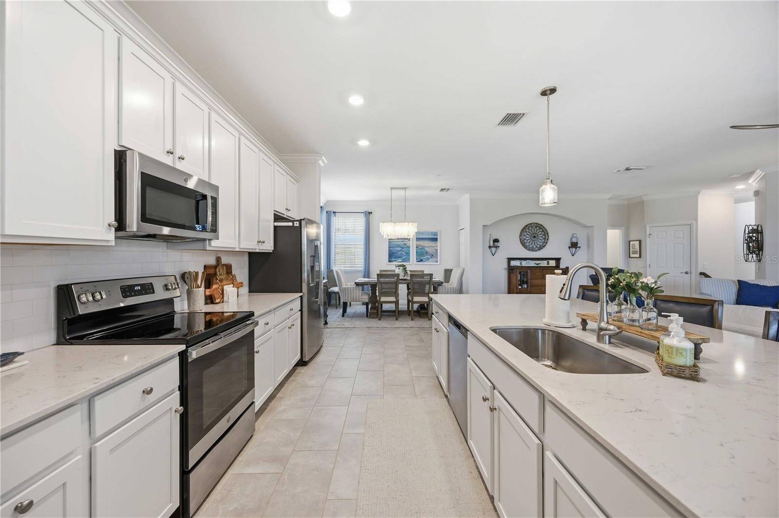10821 TARFLOWER DRIVE 202