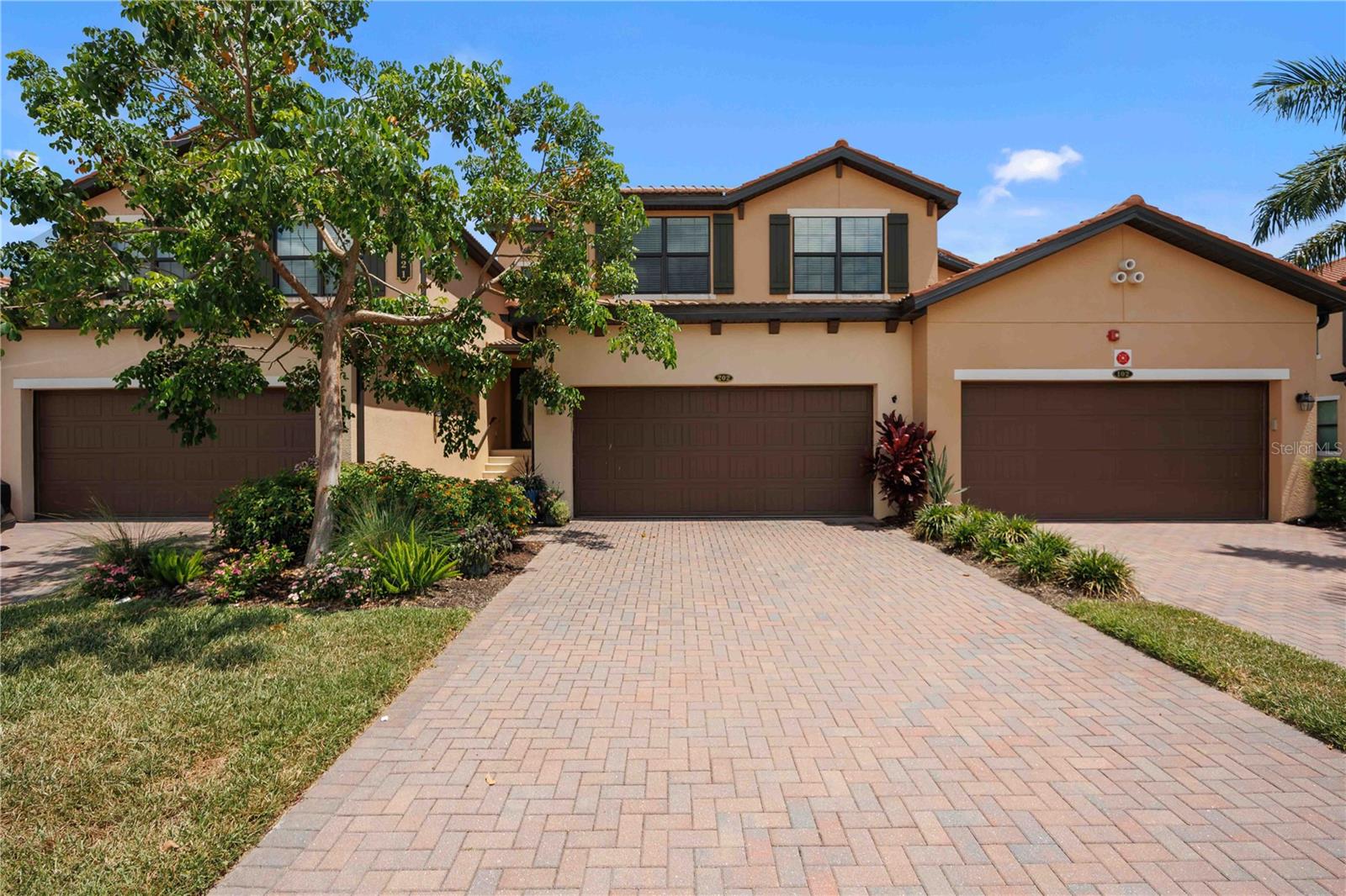 10821 TARFLOWER DRIVE 202