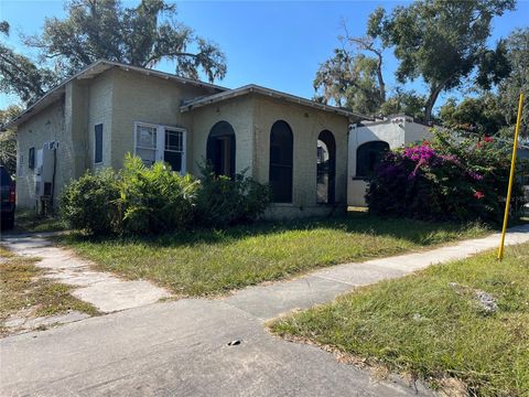 Photo of 217 E Belmar Street, Lakeland, FL 33803 (MLS # L4957416)