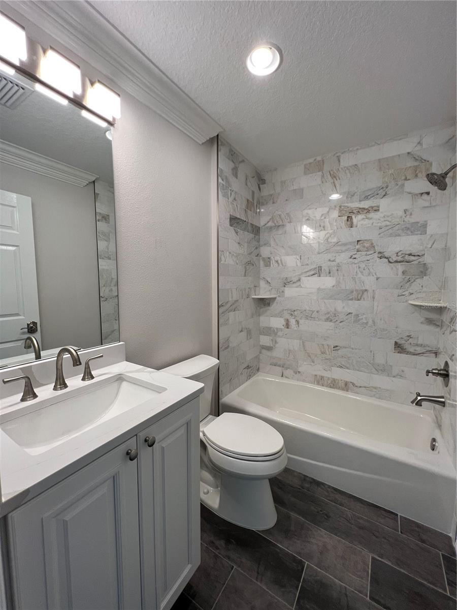 JUMPER CREEK MANOR - Residential