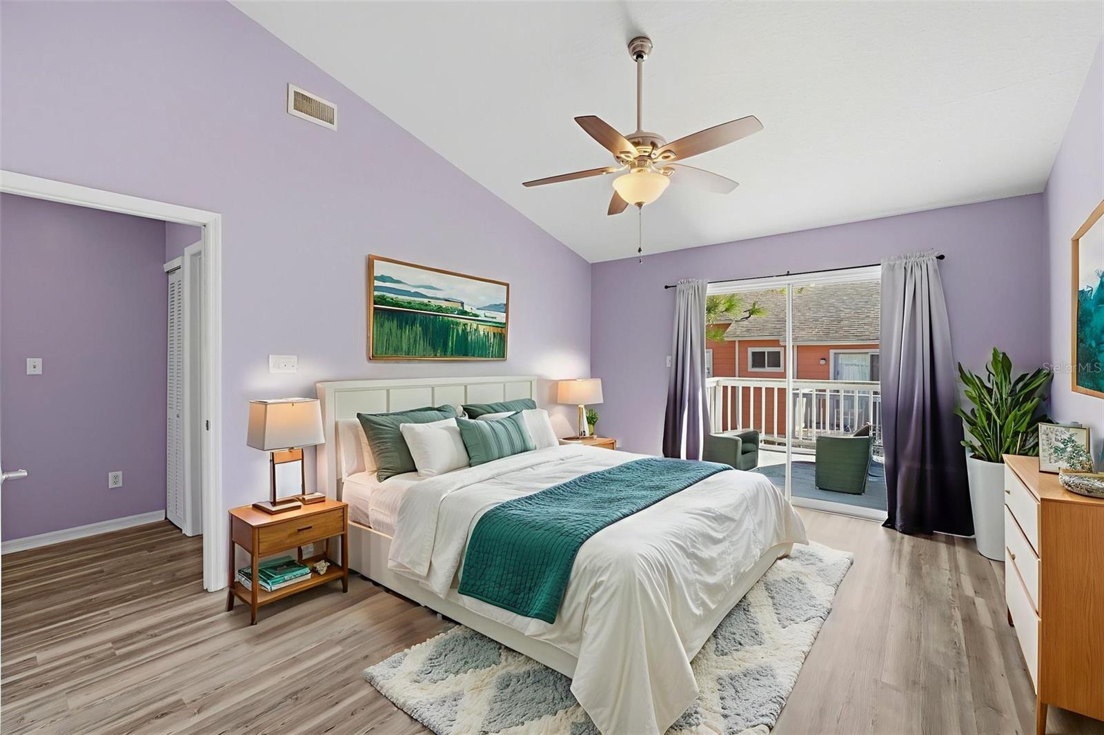 VILLAS AT ISLAND CLUB PHASE 4 - Residential