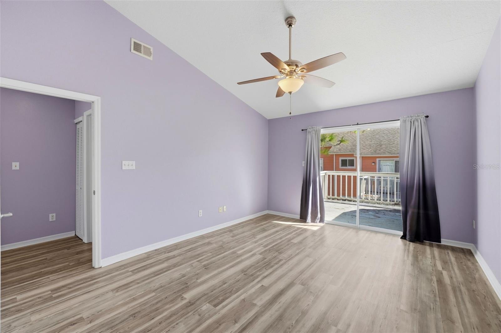 VILLAS AT ISLAND CLUB PHASE 4 - Residential