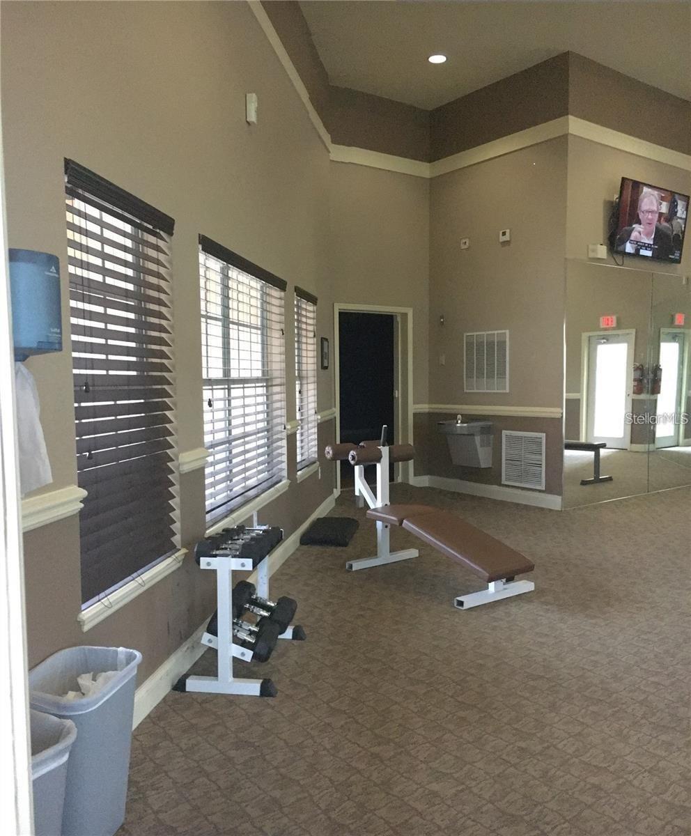 AUDUBON VLS/HUNTERS CRK BLDG - Residential