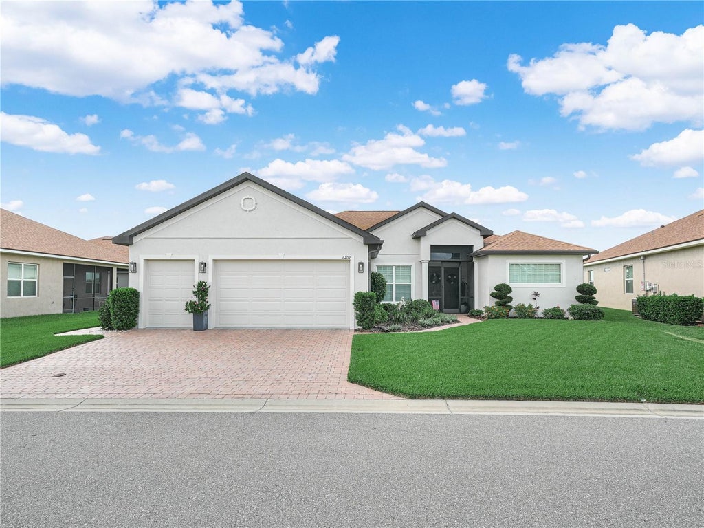 Photo of 6209 Pinehurst Loop, Winter Haven, FL 33884 (MLS # P4939200)
