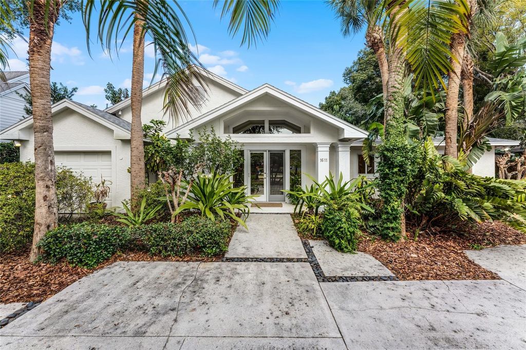 Photo of 1611 Walnut Avenue, Winter Park, FL 32789 (MLS # O6365438)
