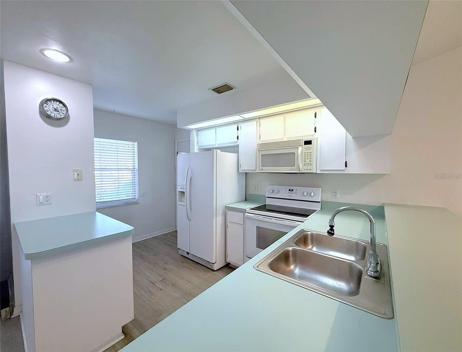 PORT CHARLOTTE SEC 96 02 - Residential Lease