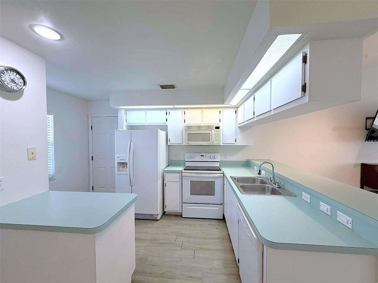 PORT CHARLOTTE SEC 96 02 - Residential Lease