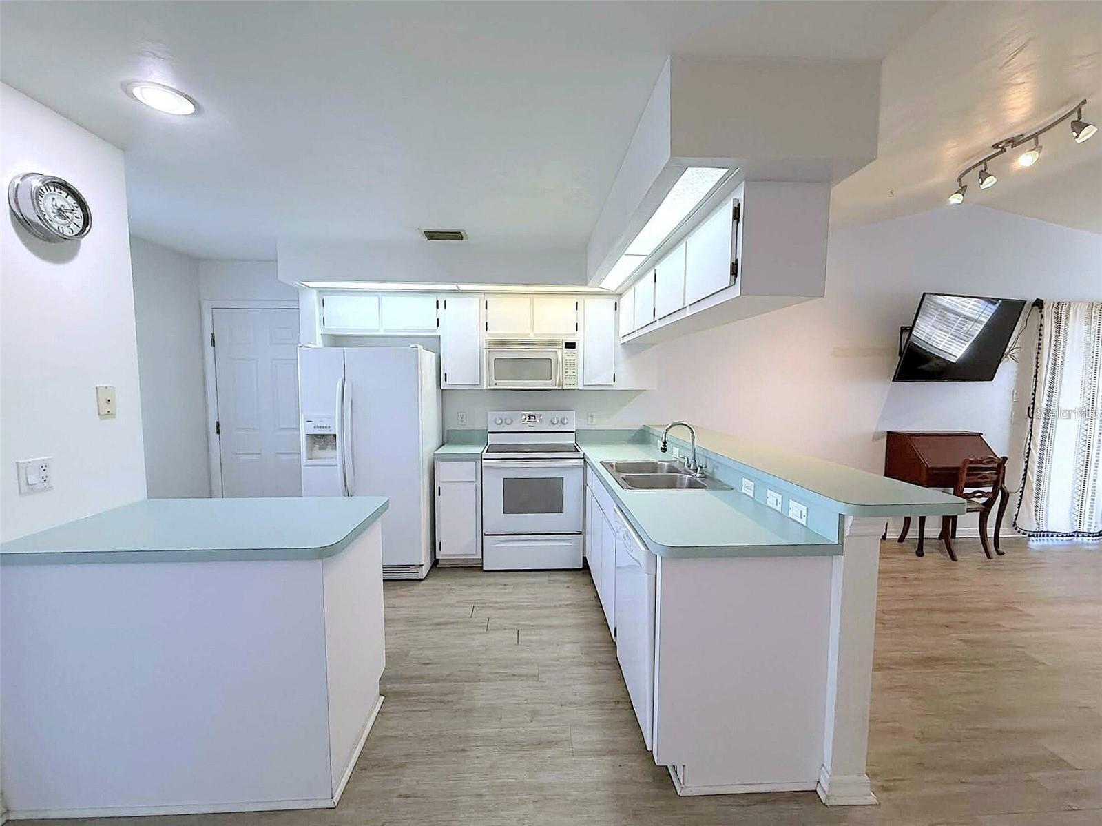 PORT CHARLOTTE SEC 96 02 - Residential Lease