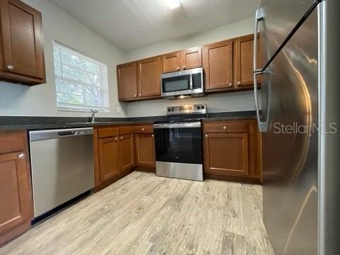 MANHATTAN MANOR 3 - Residential