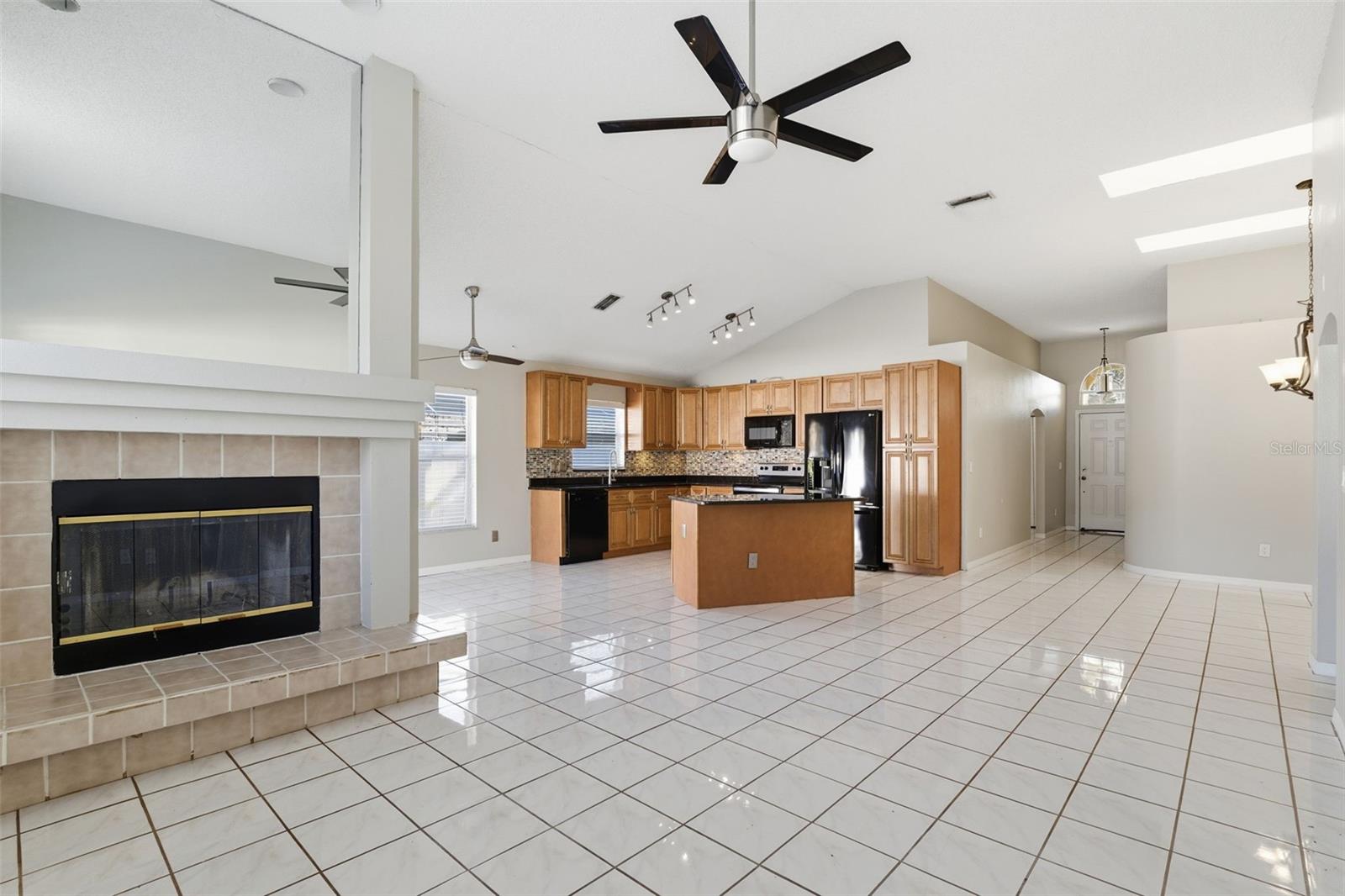 FAWN RIDGE VILLAGE 1 UN 3 - Residential