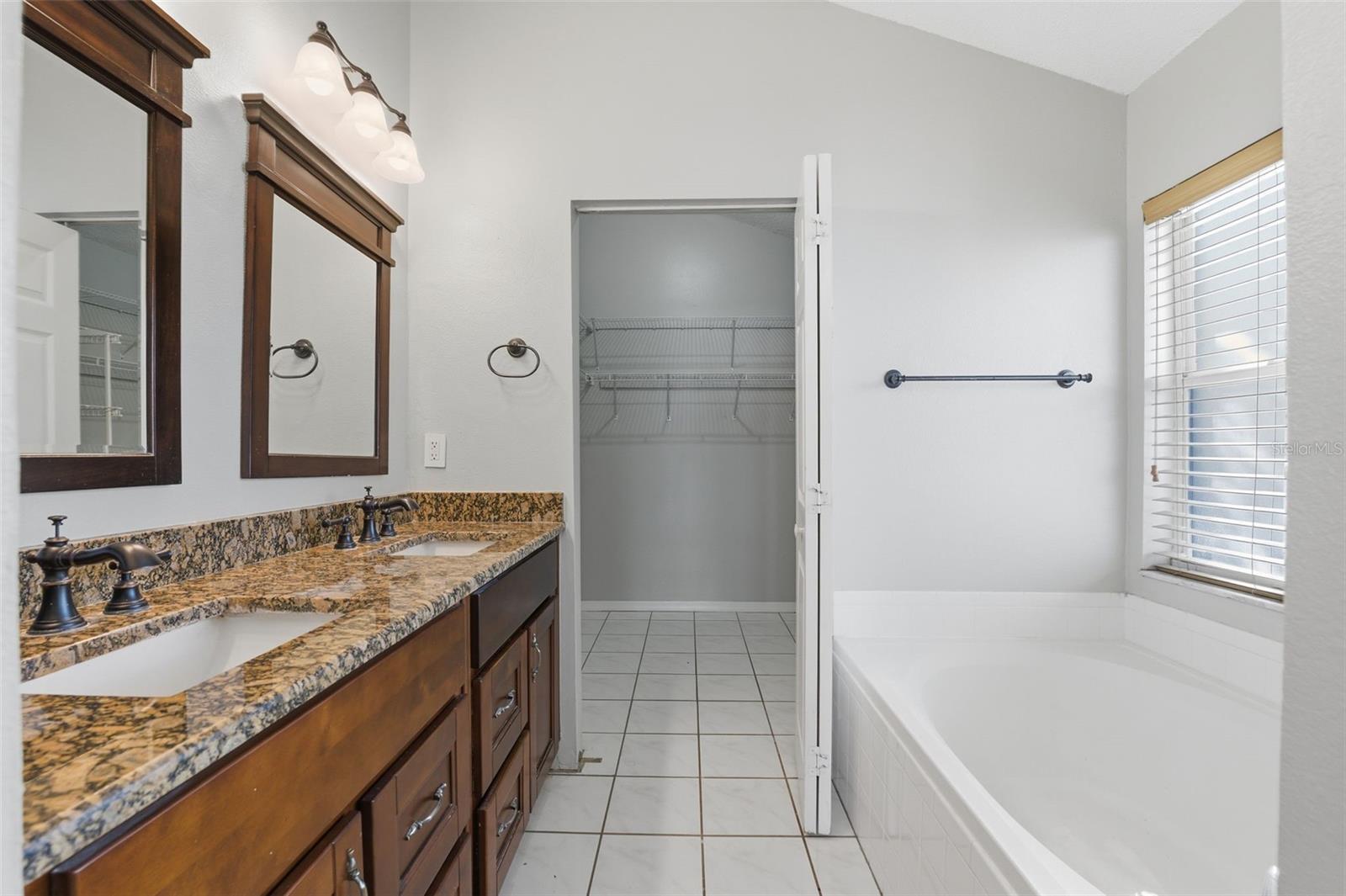 FAWN RIDGE VILLAGE 1 UN 3 - Residential