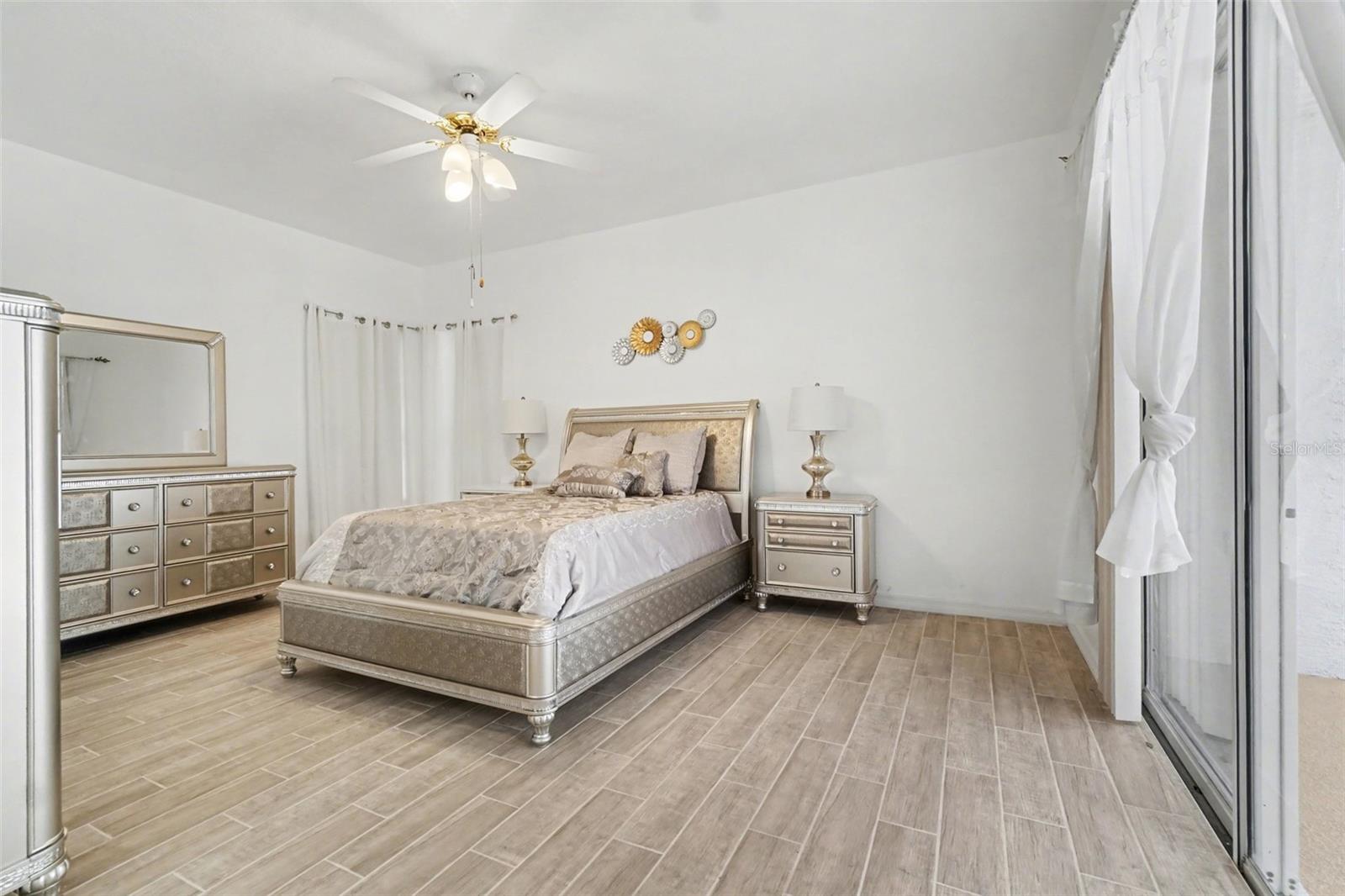 WELLINGTON AT KINGS RIDGE - Residential