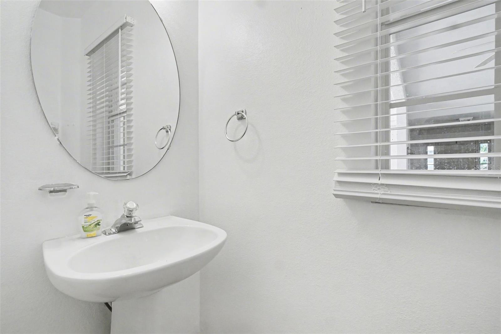 WELLINGTON AT KINGS RIDGE - Residential