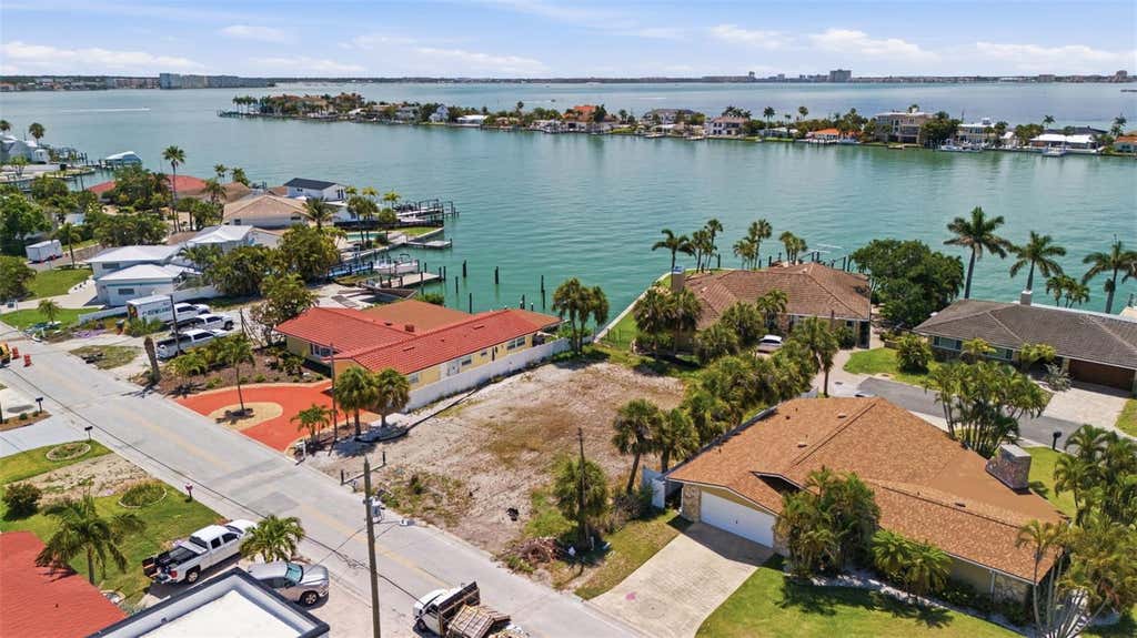 Photo of 620 59th Avenue, St Pete Beach, FL 33706 (MLS # TB8515488)
