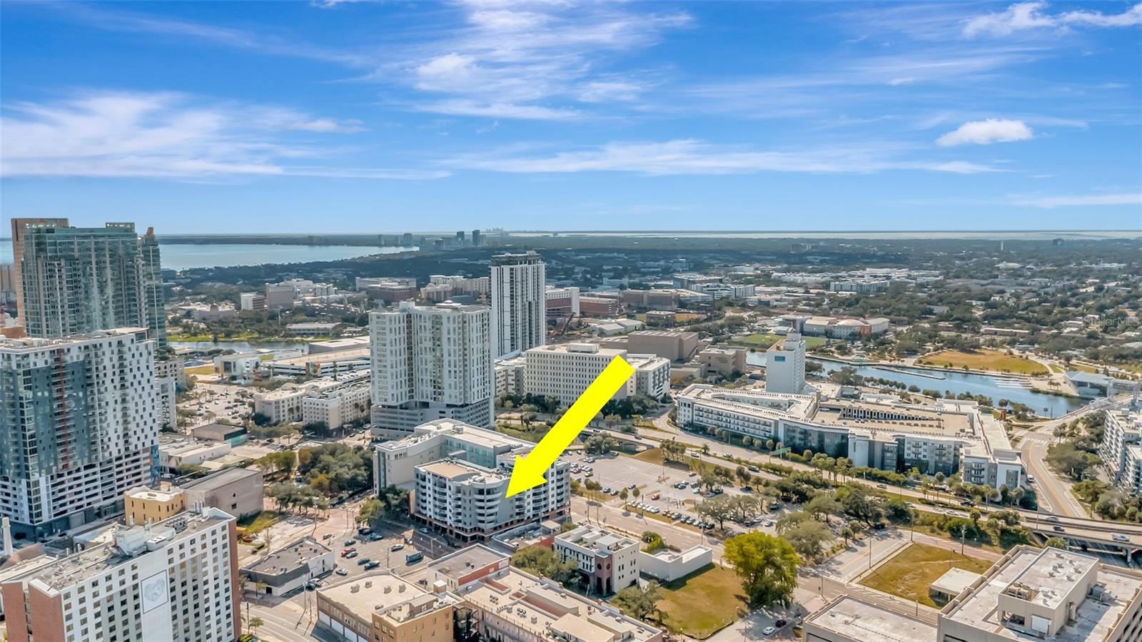 RESIDENCES OF FRANKLIN STREET - Residential