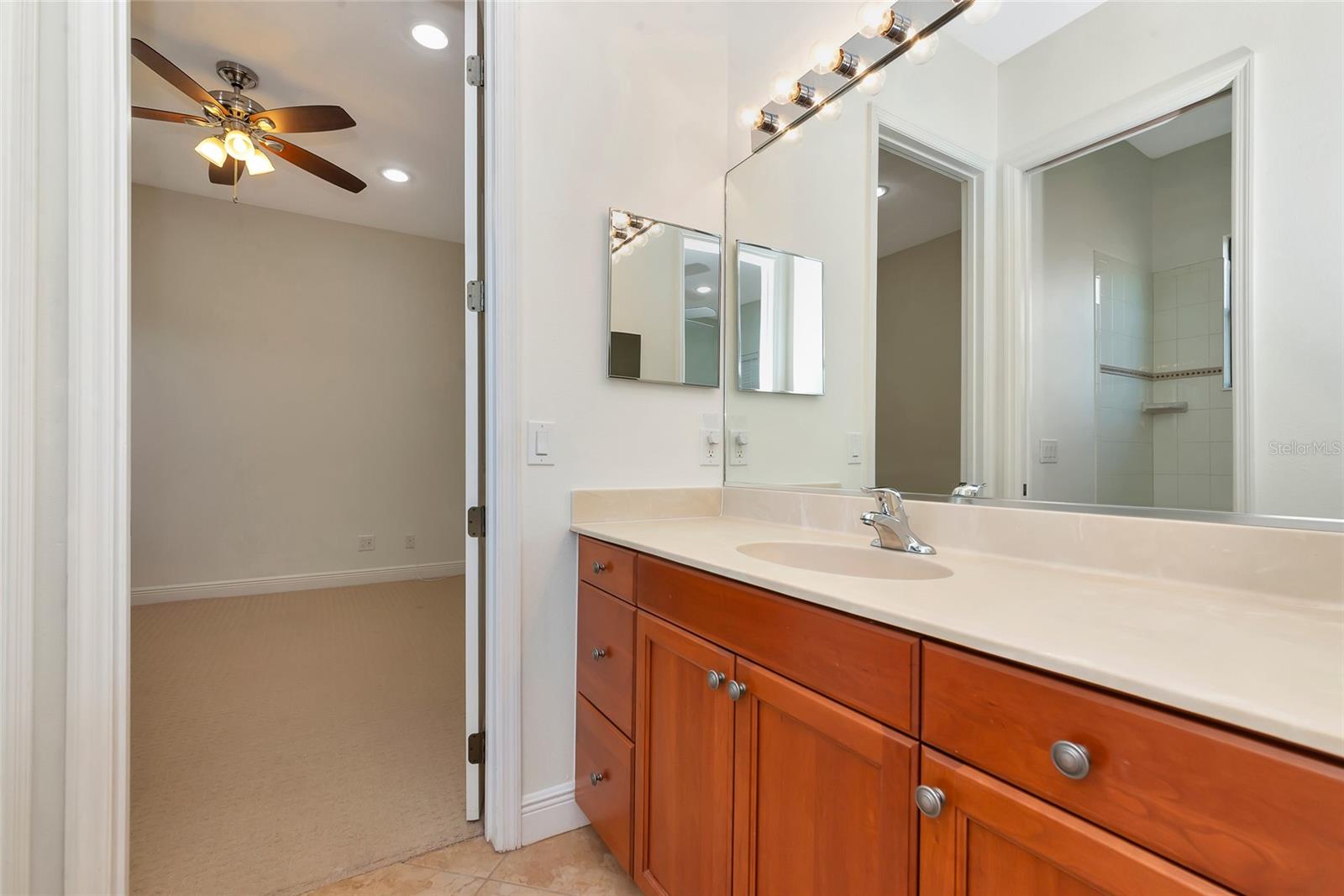 COUNTRY MEADOWS PH I - Residential