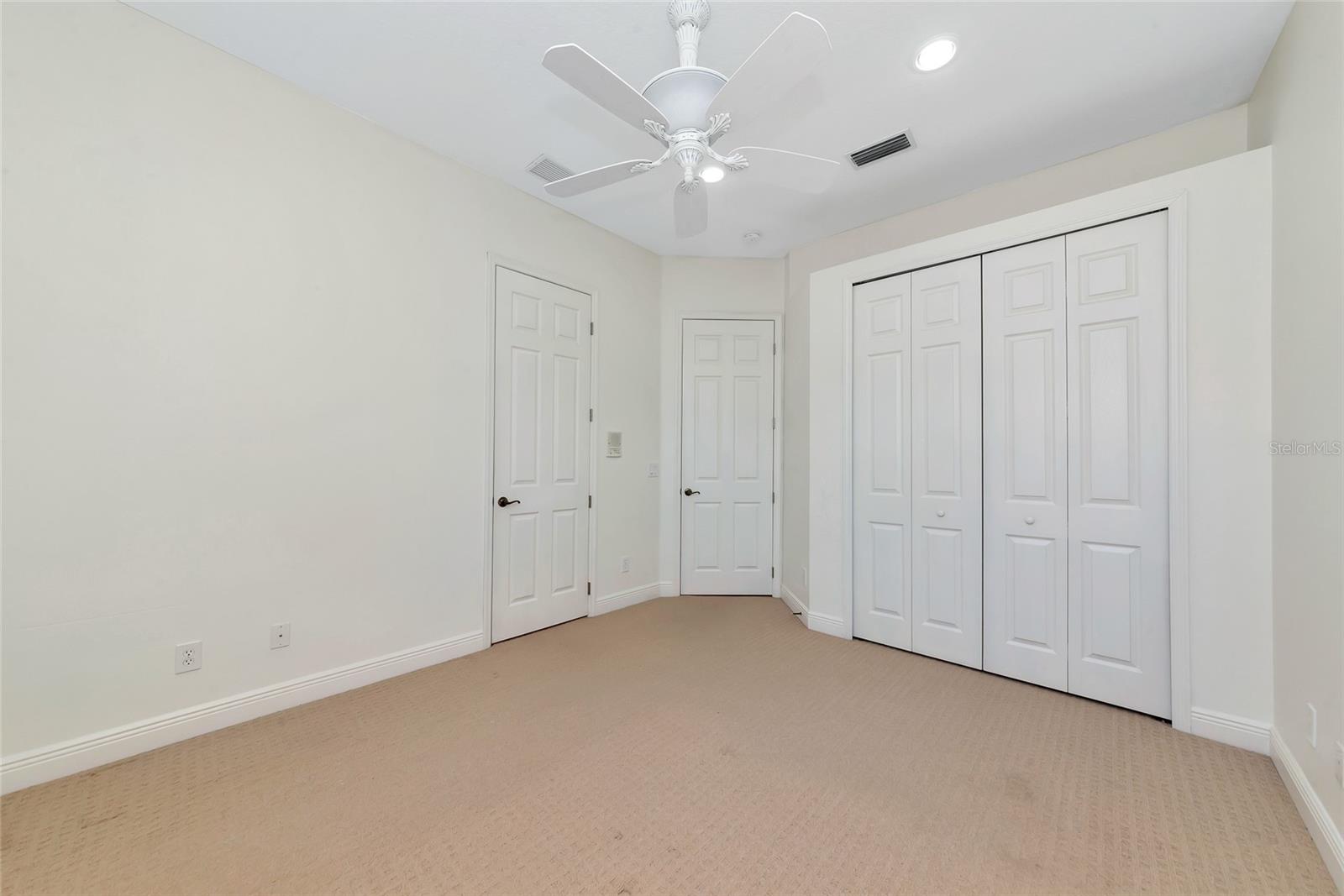 COUNTRY MEADOWS PH I - Residential