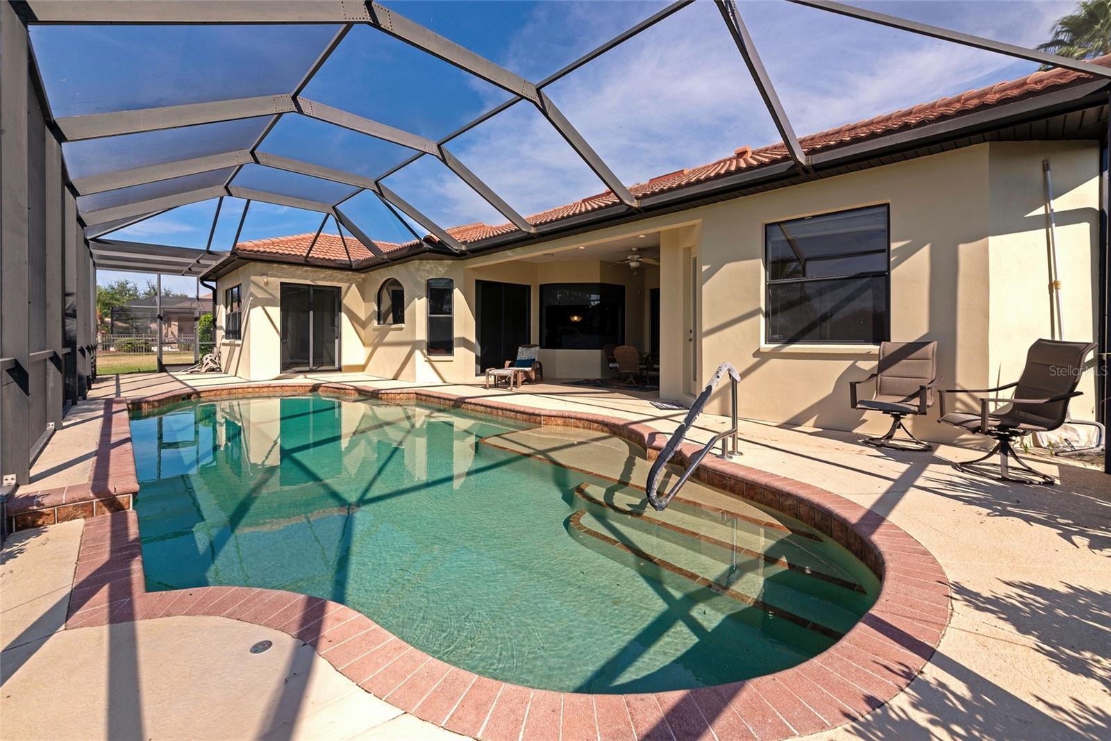 COUNTRY MEADOWS PH I - Residential