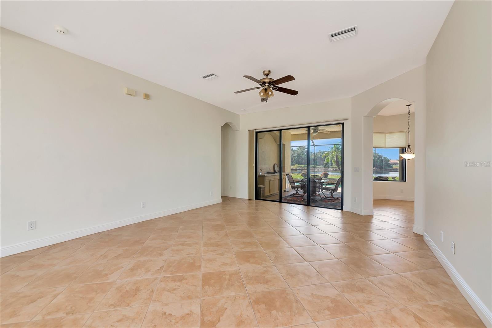 COUNTRY MEADOWS PH I - Residential