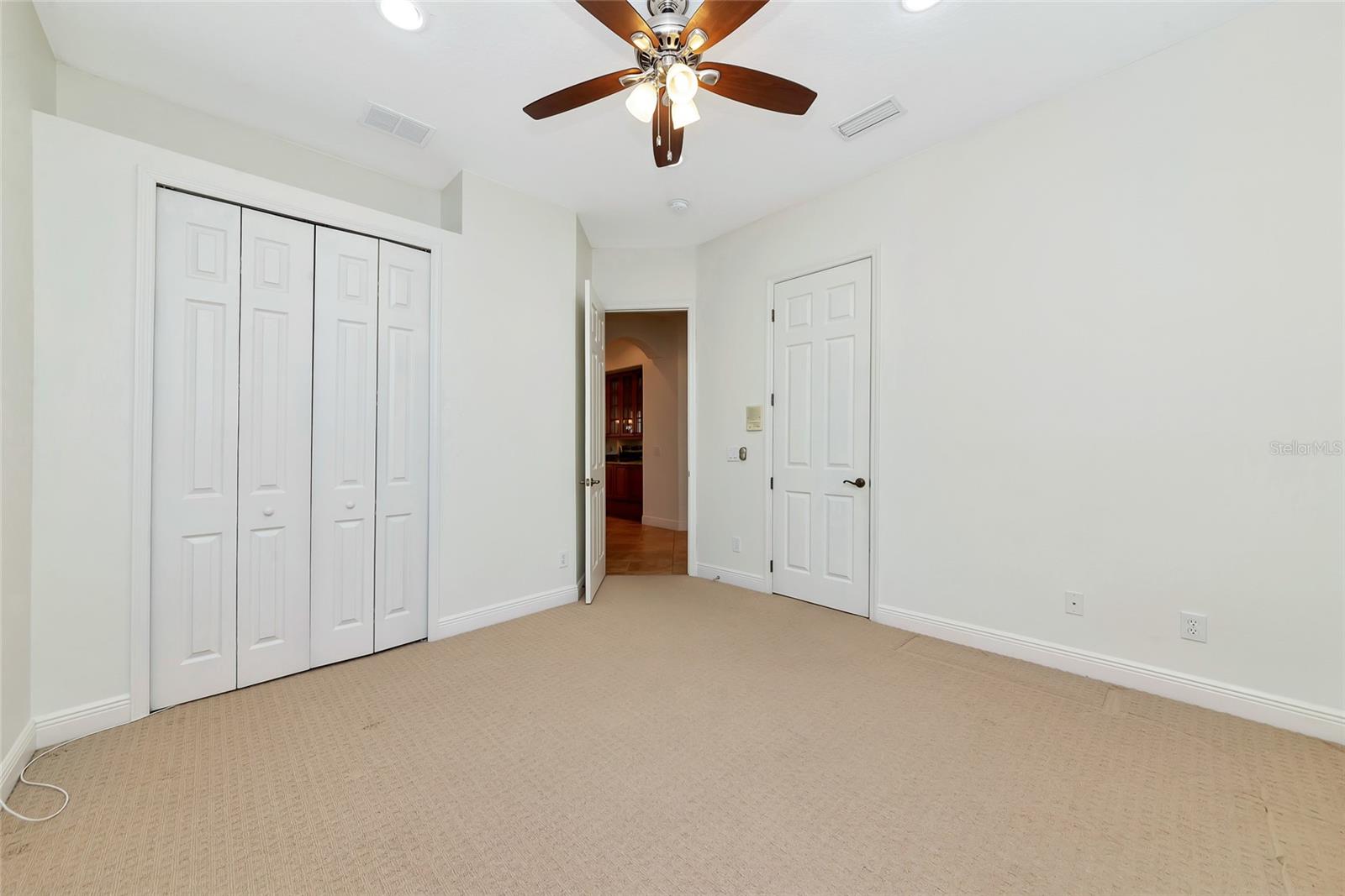 COUNTRY MEADOWS PH I - Residential