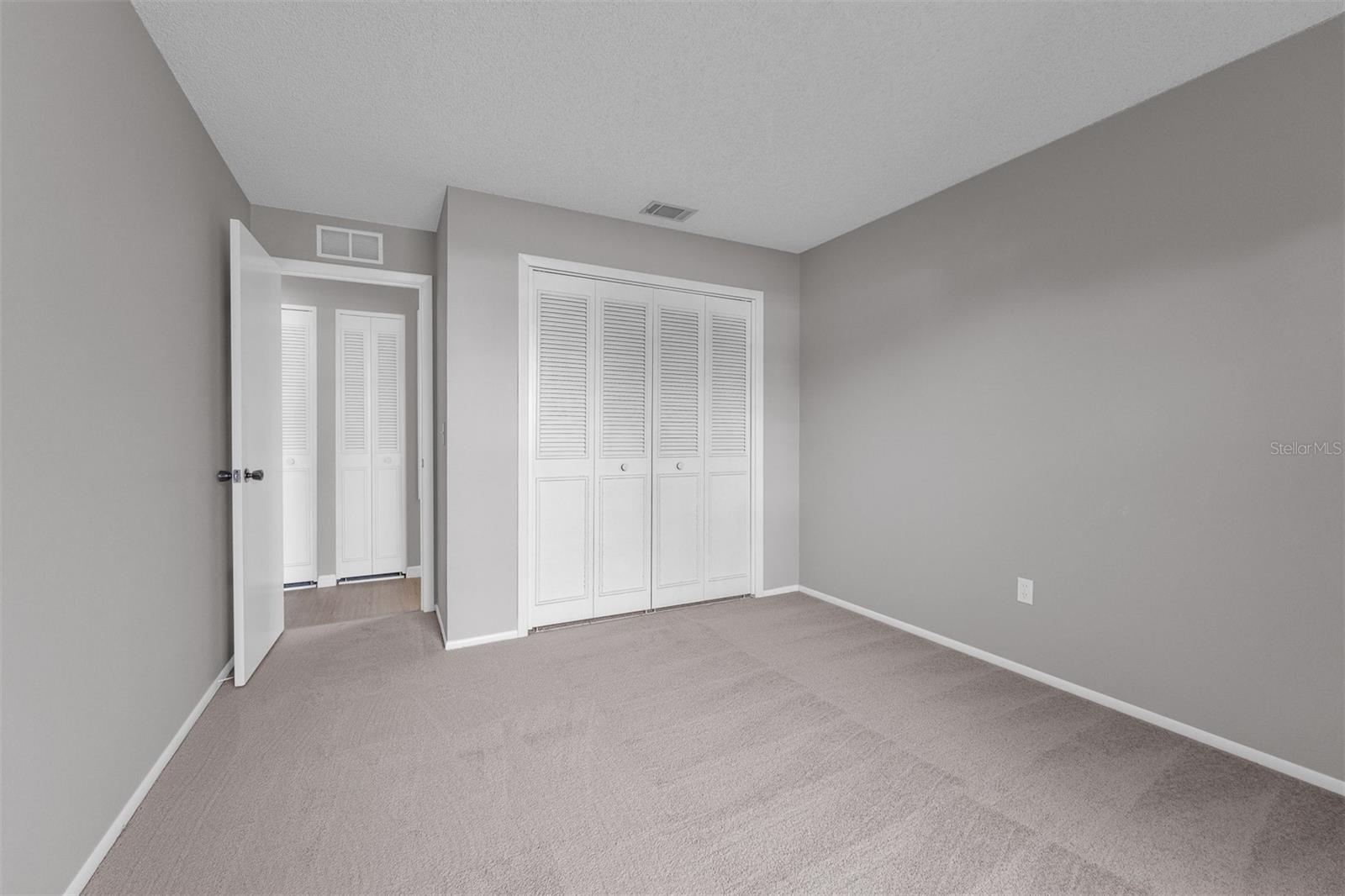 SKY LAKE SOUTH - Residential