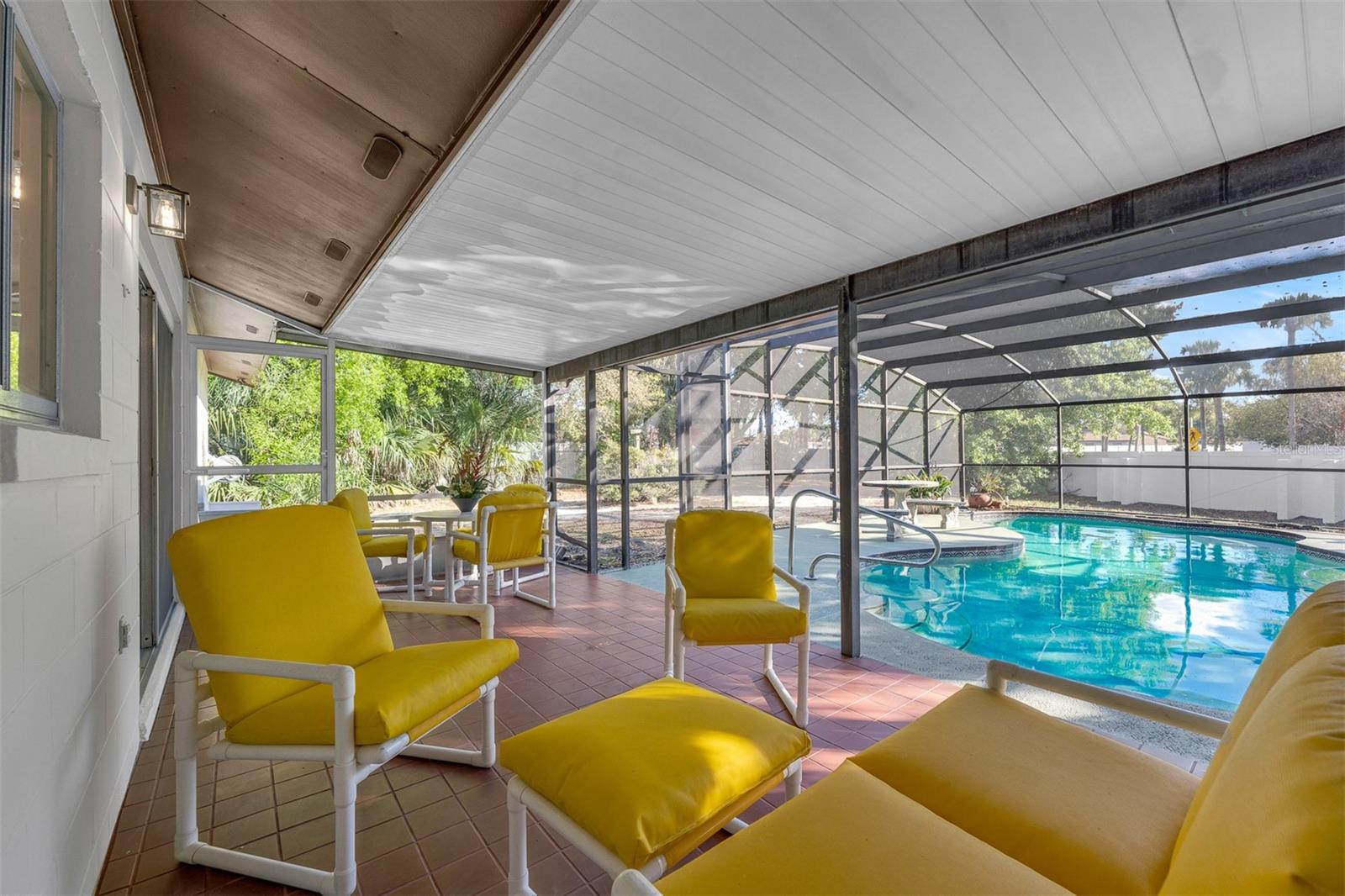 SKY LAKE SOUTH - Residential