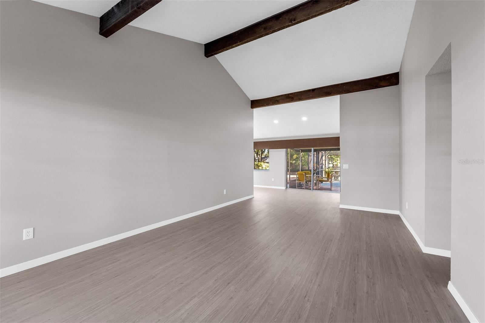 SKY LAKE SOUTH - Residential