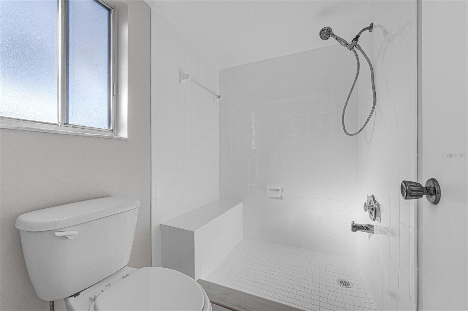 SKY LAKE SOUTH - Residential