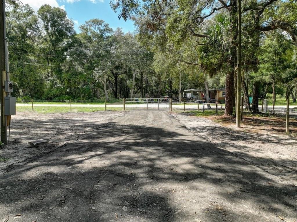 SUWANNEE GARDENS - Land