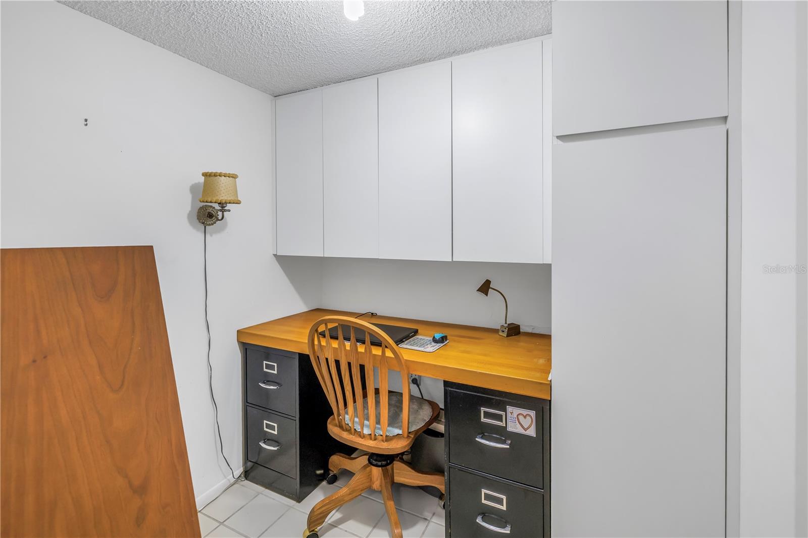 THE RIVERVIEW - Residential