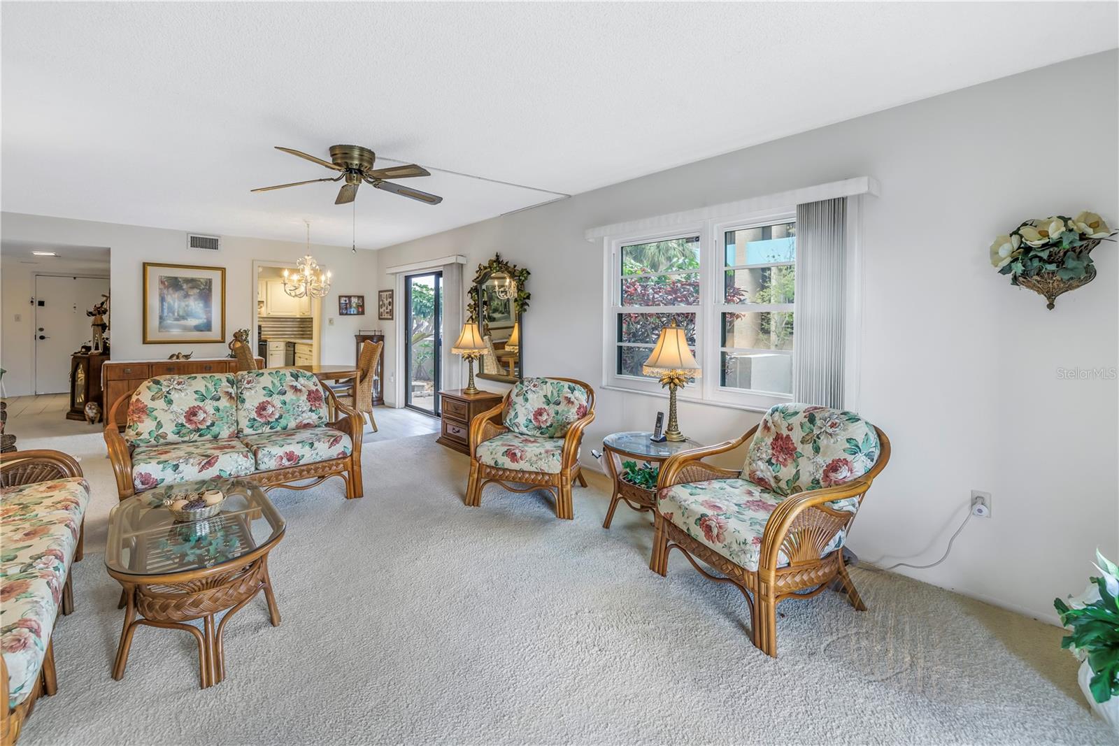 THE RIVERVIEW - Residential