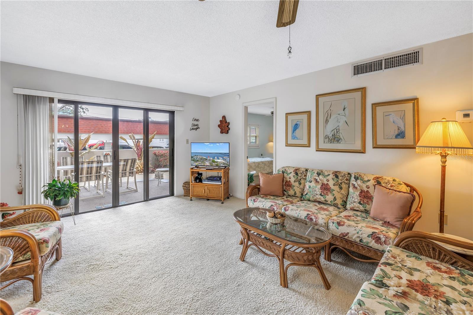 THE RIVERVIEW - Residential