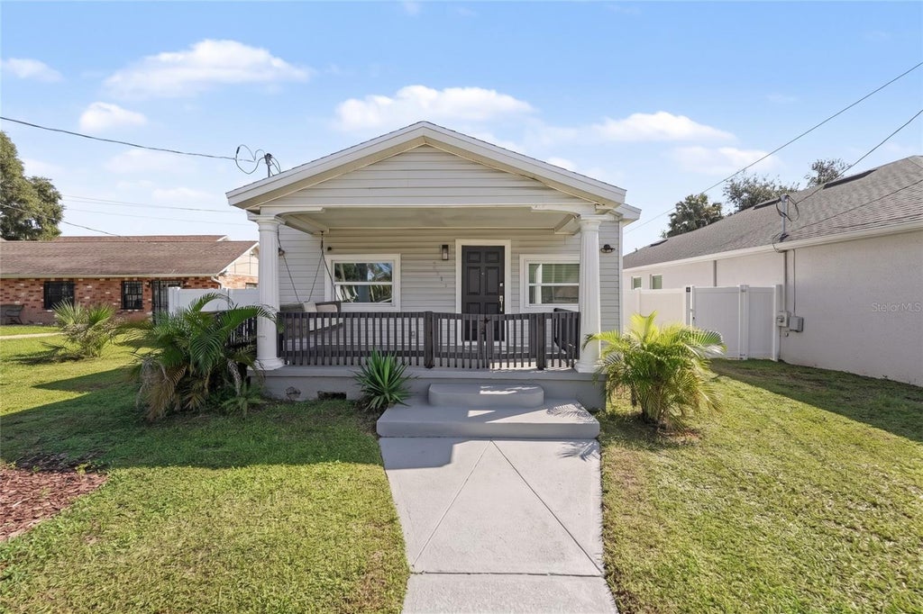 Photo of 2711 N 33rd Street, Tampa, FL 33605 (MLS # TB8559729)