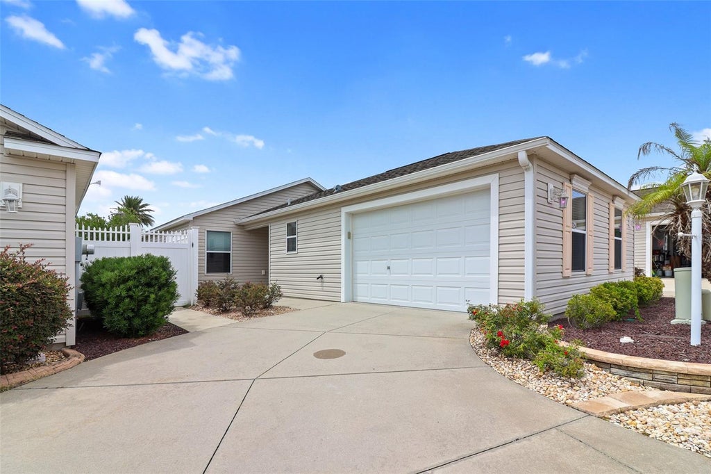 Photo of 2264 Wayland Street, The Villages, FL 32162 (MLS # G5113310)