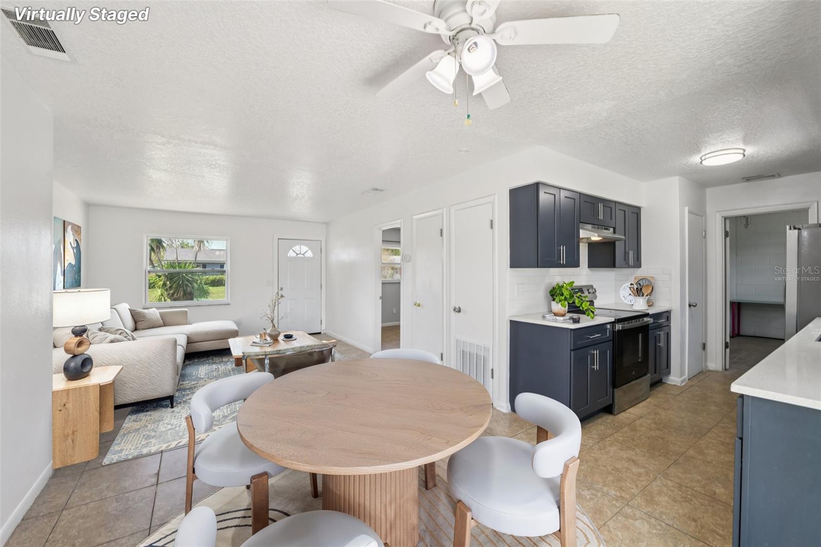 ROYAL ESTATES - Residential