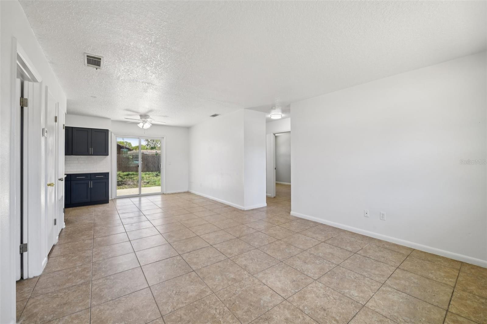 ROYAL ESTATES - Residential