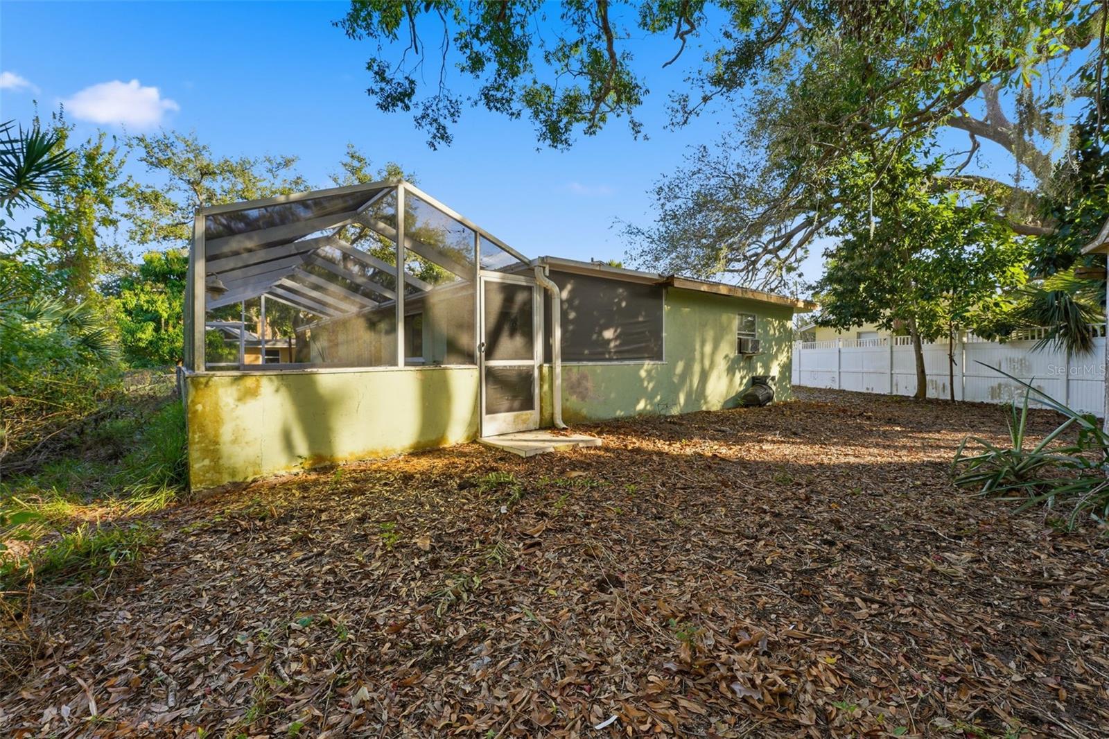 SPRING LAKE - Residential