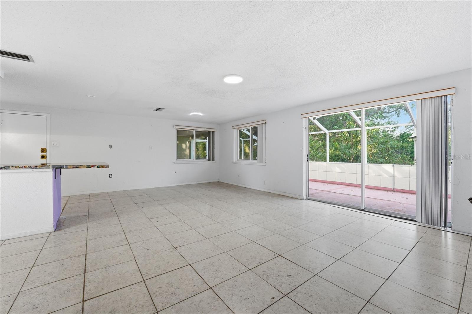 SPRING LAKE - Residential