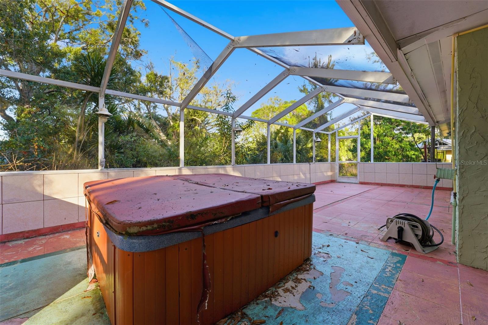 SPRING LAKE - Residential