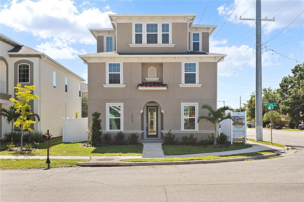 Photo of 3024 W Cass Street, Tampa, FL 33609 (MLS # TB8346346)