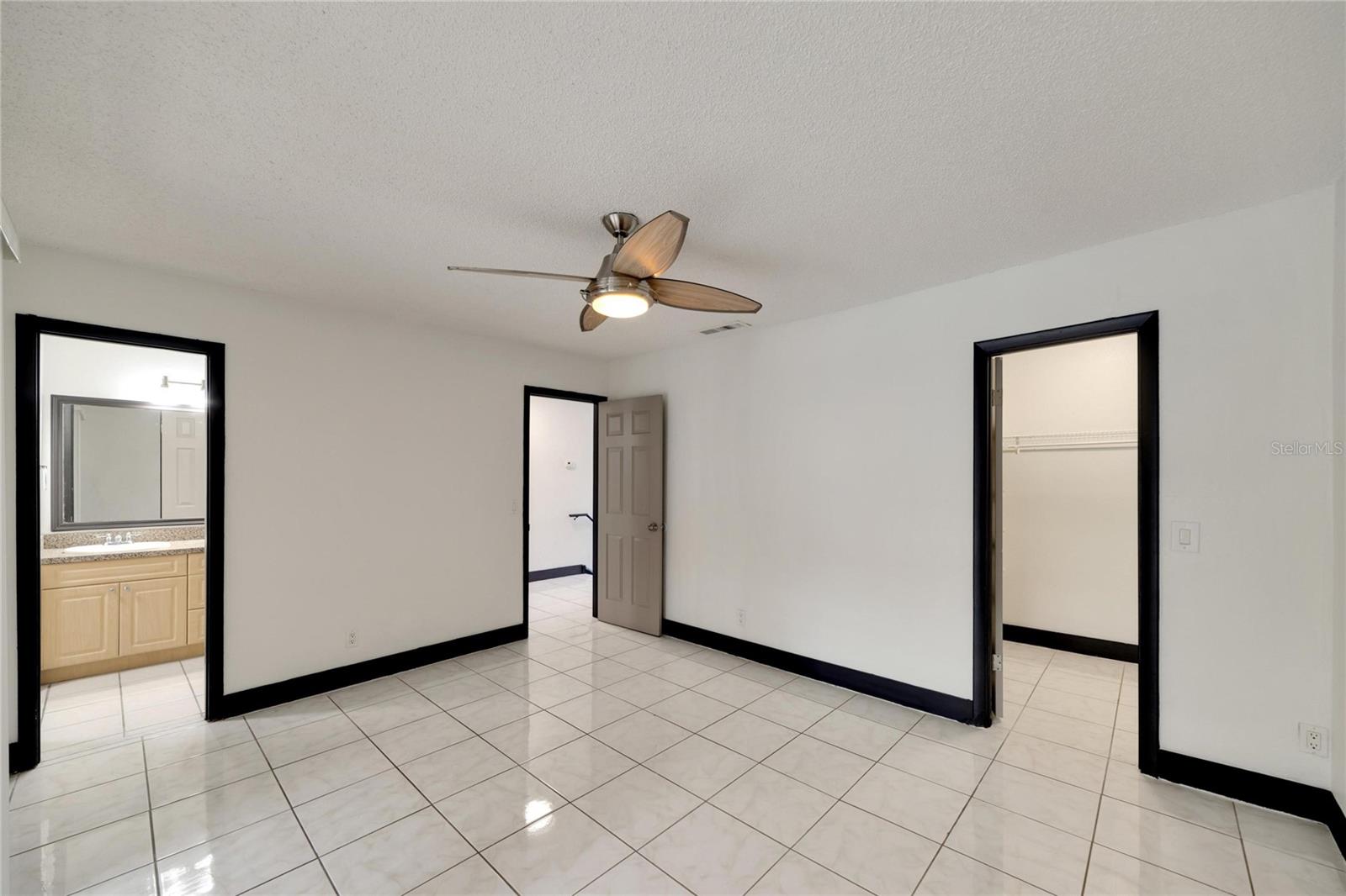 NORTH BAY VILLAGE CONDO - Residential Lease