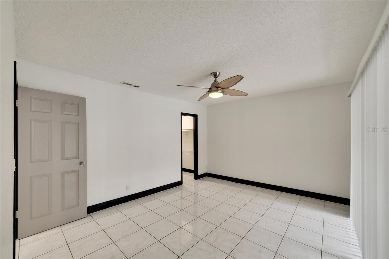 NORTH BAY VILLAGE CONDO - Residential Lease