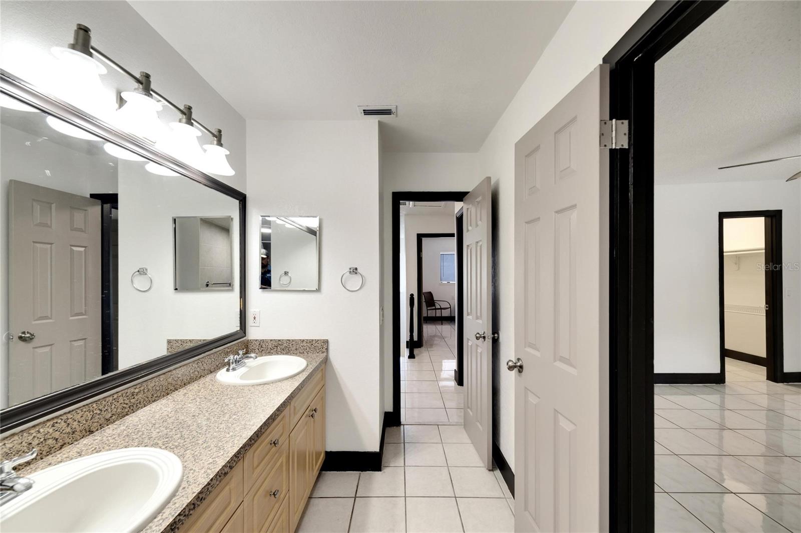 NORTH BAY VILLAGE CONDO - Residential Lease