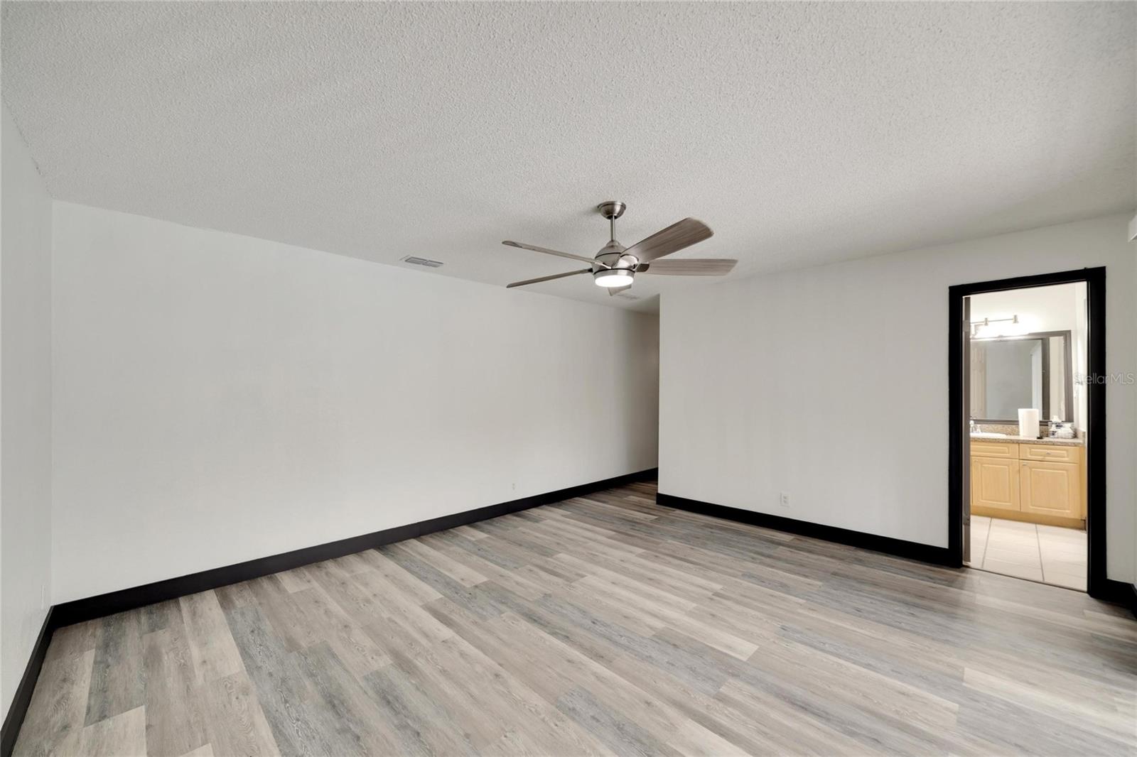 NORTH BAY VILLAGE CONDO - Residential Lease