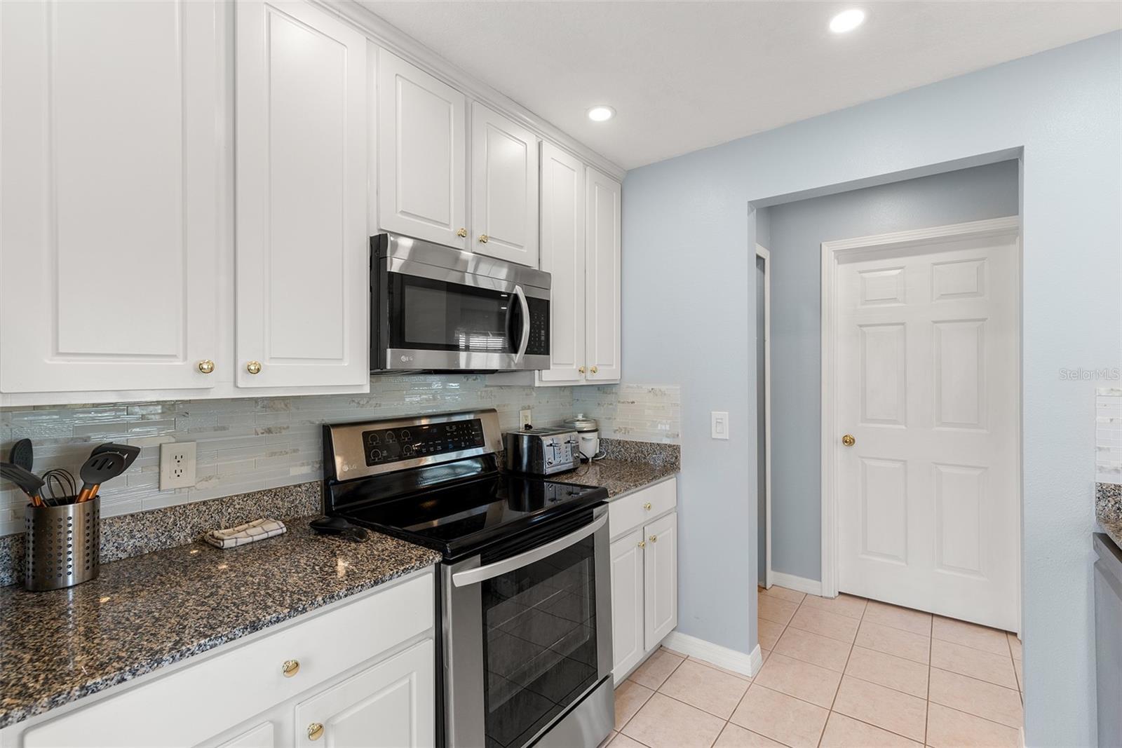 COQUINA KEY TWNHMS - Residential