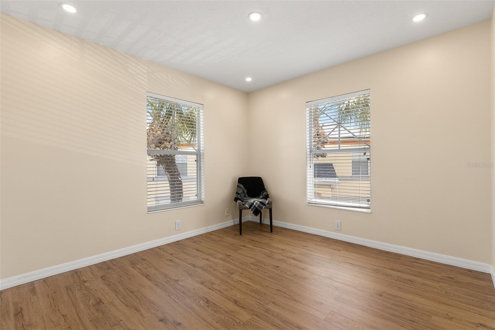 COQUINA KEY TWNHMS - Residential